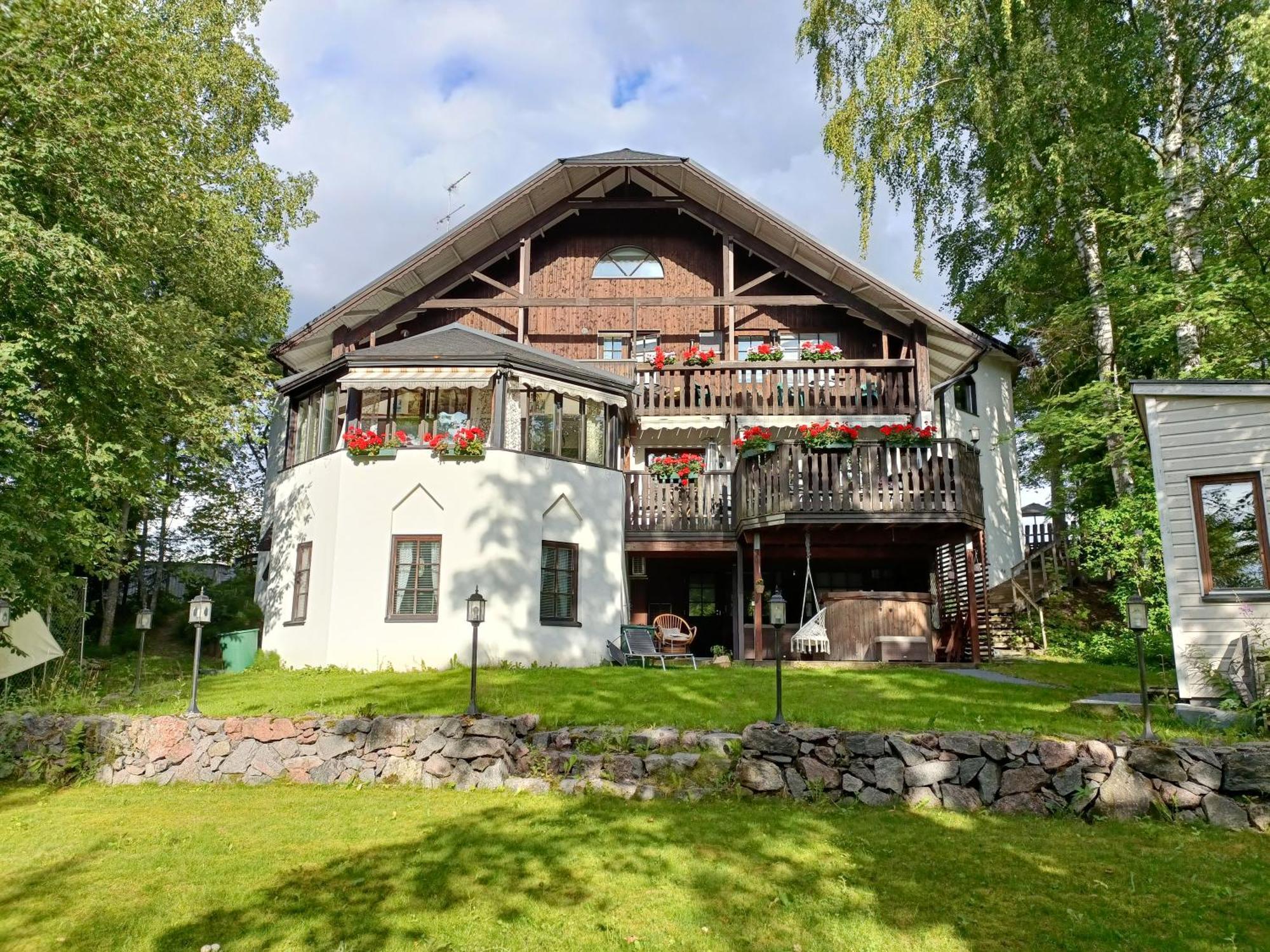 Cronin'S Guesthouse Bed & Breakfast Heinola Eksteriør bilde
