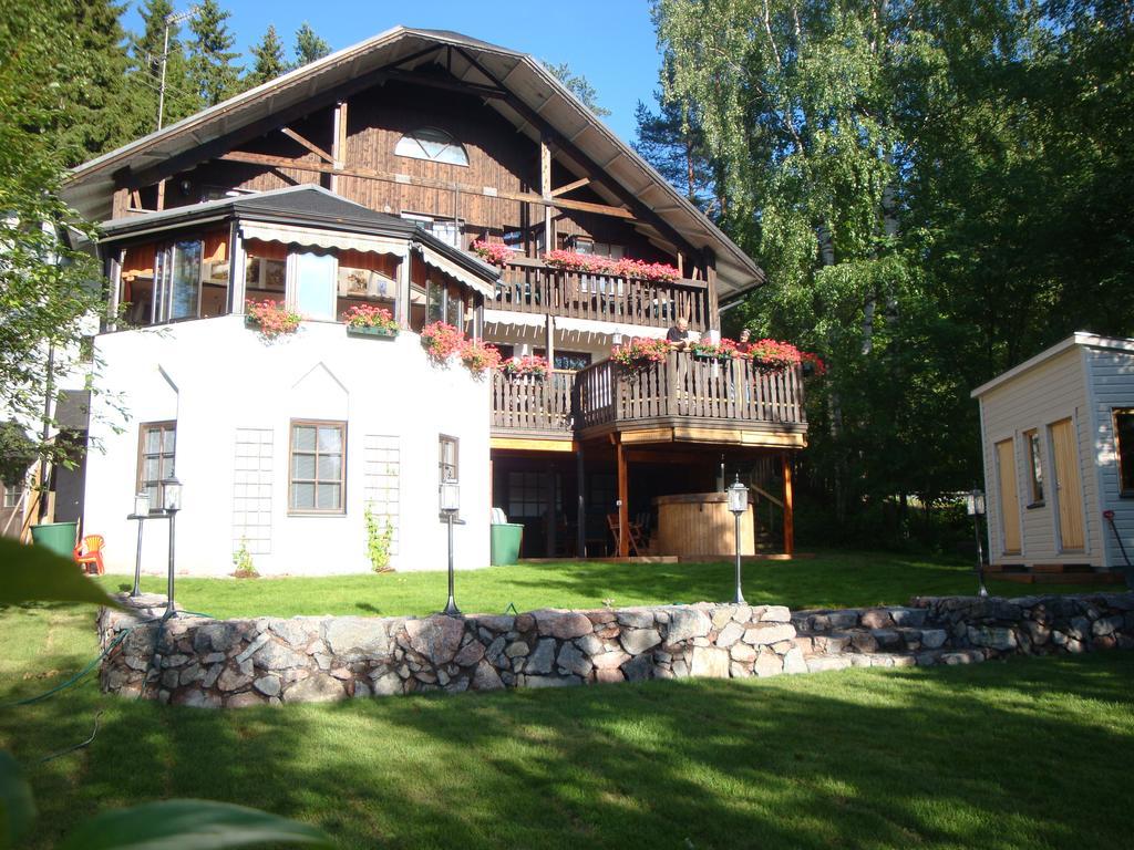 Cronin'S Guesthouse Bed & Breakfast Heinola Eksteriør bilde